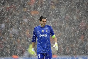 开云APP-联赛观察：意甲争冠形势胶着，三队积分咬得很紧，意甲赛程积分榜排名冠军