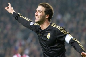 开云体育官方下载-《王者荣耀》荣耀之巅，冠军之争激烈升级！