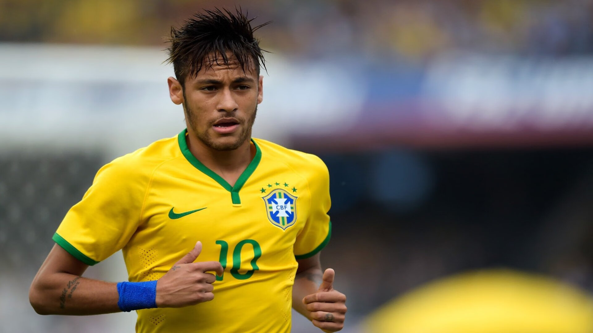 FIFPRO年度最佳11人公布，亚马尔当选票王巴黎占5席。，fifi奖历年名单